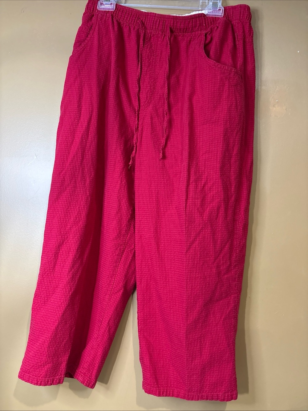 HC951 Blassport Capri Pants Woman Size 16 Red  Cotton Blend Pull On Drawstring